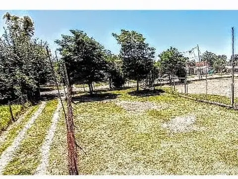 VENTA CASA CON DOS LOTES  DERQUI PILAR