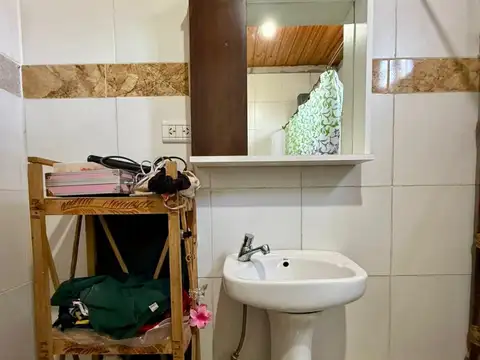Casa 3 ambientes con 1 baño