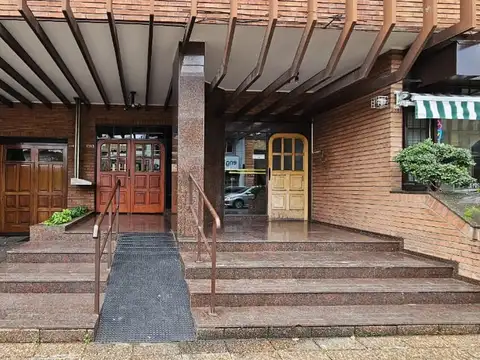 Dr. RamÓn Carrillo , Piso 4°