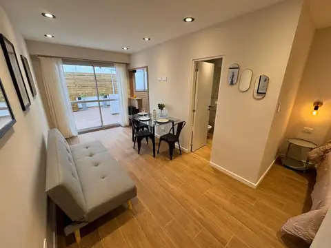 RESERVADO - Departamento 1 ambiente con patio - Reciclado y amoblado - Centro, Mar del Plata