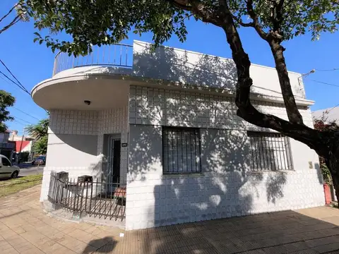 Casa 5 ambientes en venta en Gerli Avellaneda