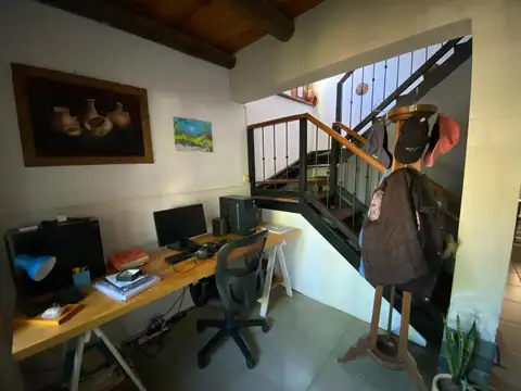 Casa en Venta con 3 cocheras