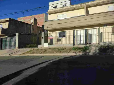 Casa en Venta en San Fdo del Valle de Catamarca, Capital