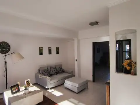 OPORTUNIDAD - Chalet 4 ambientes