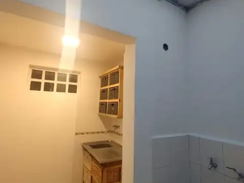 VENTA DEPARTAMENTO DE 2 AMBIENTES. RETIRO. SEGURIDAD 24 HS.