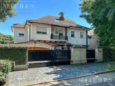 Excelente entorno y arboleda casa en venta- Beccar, vías a Av.Libertador