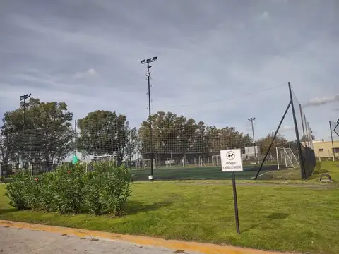 Terreno en Venta en Pilar del Este - Santa Lucia, USD 48.000