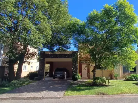 Luis De Camoens 2100