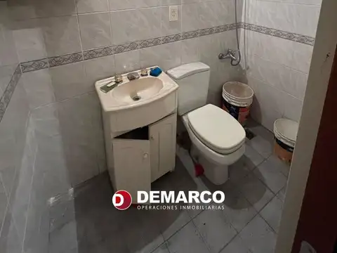 Casa 3 ambientes con 1 baño