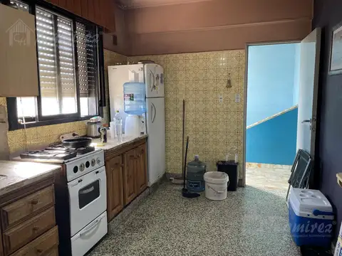Casa y Locales en Venta Oportunidad Inversores - Merlo *Reservada*