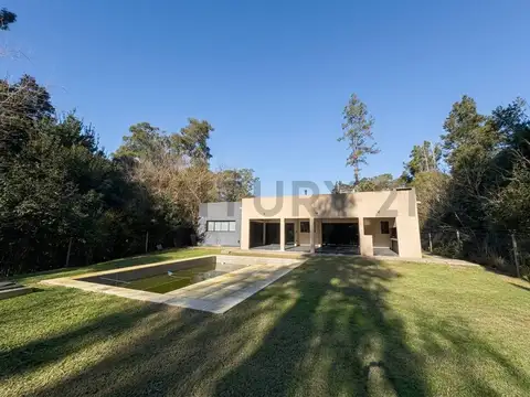 VENTA CASA SICARDI