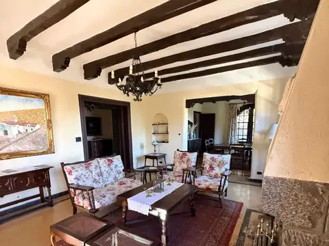 Casa en Venta de 5 dormitorios