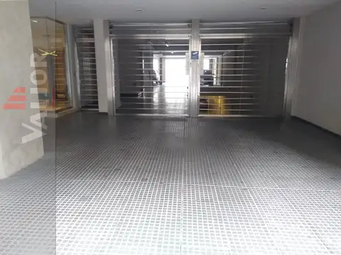 Cochera fija en edificio de categoría