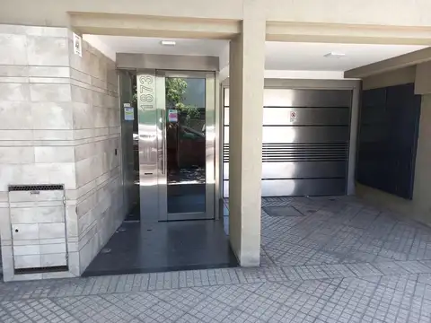 Venta departamento 2 dormitorios y patio APTO CREDITO - DORREGO 1800