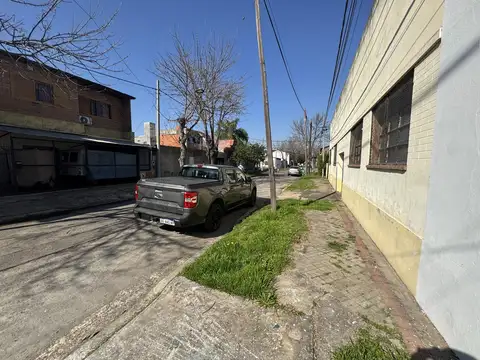 Galpón en  Venta