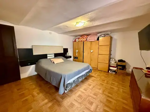 VENTA - CASA DE PASILLO DE 3 DORMITORIOS - CENTRO RíO