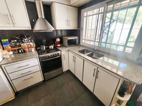 Depto Tipo Casa en Venta 17 años