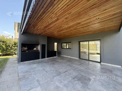 Casa en Alquiler en Puertos - Barrio Vistas, USD 1.600