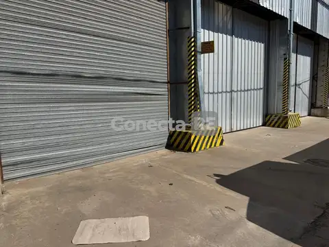 Depósito 2400 m² en Alquiler - Parque Industrial Moron