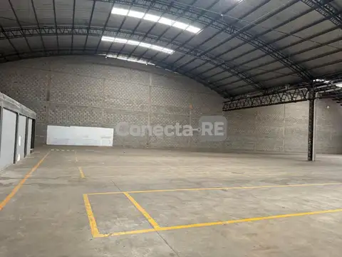 Depósito 2400 m² en Alquiler - Parque Industrial Moron