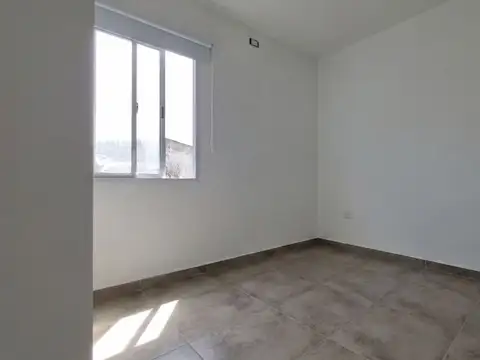 Depto Tipo Casa en Venta en General San Martin, USD 69.900