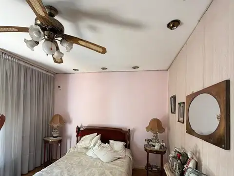 Depto Tipo Casa en Alquiler de 4 ambientes