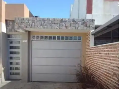 Casa en Venta en Ramos Mejia, USD 199.999