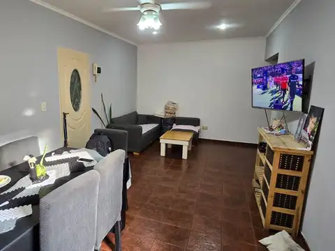 Depto Tipo Casa en Alquiler con 45 cocheras