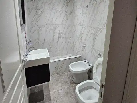 Depto Tipo Casa 2 ambientes con 1 baño