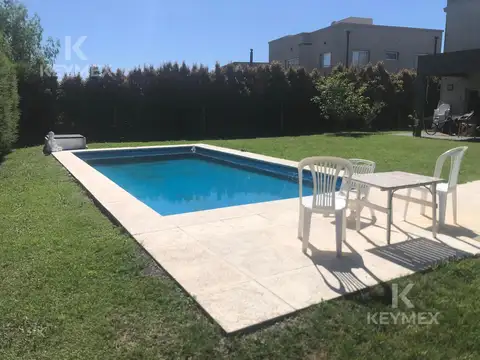 Casa en Alquiler de 3 dormitorios