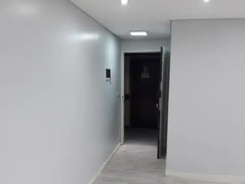 Oficina en Alquiler en Monserrat, $ 632.000