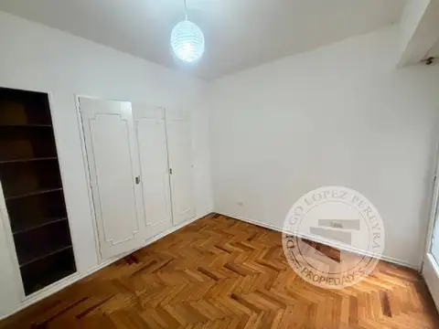 Av. Maipu 1395 , Piso 1