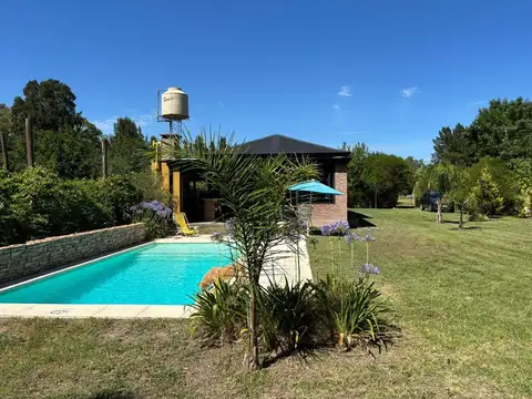 CASA 3 DORMITORIOS VENTA EL RODEO PARQUE Y PILETA