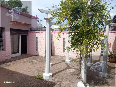 casa venta 5 ambientes Castelar zona oeste excelente ubicación