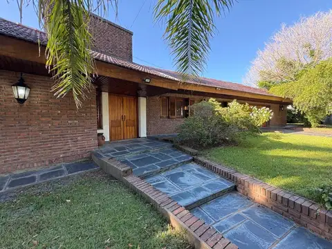 CASA EN VENTA CAMPANA