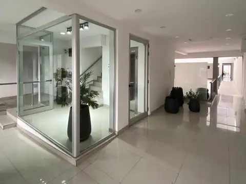 Dr J M Casullo 800, Piso 2