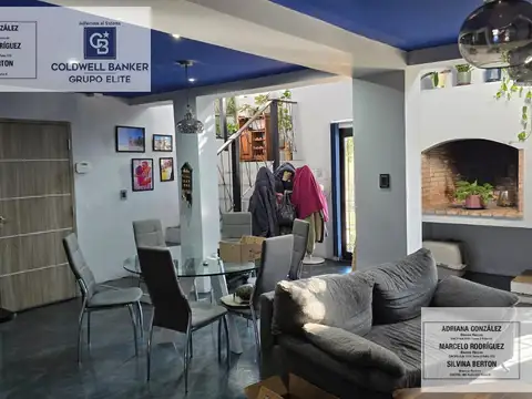 Casa en Venta con 1 cochera