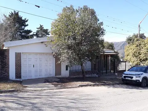 Casa a la venta en Bialet Masse. (C63)