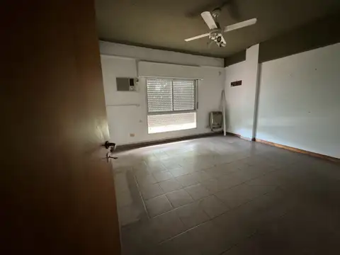 Hotel en Venta en Campana, USD 800.000