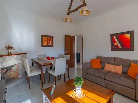Casa 3 ambientes con 2 baños