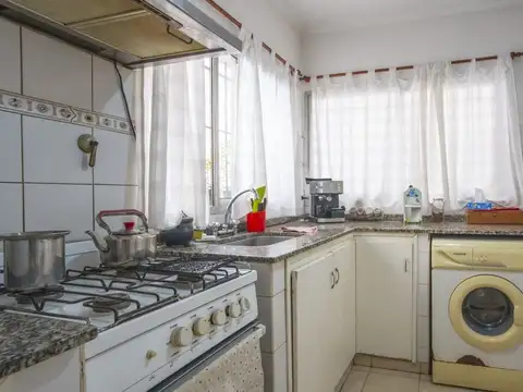 Depto Tipo Casa 3 ambientes con 2 baños