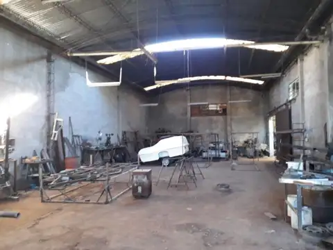 Galpon en Venta en Bella Vista, USD 490.000