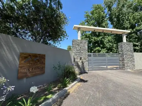 Lotes en Venta en Barrio con Portón " Los Zainos "