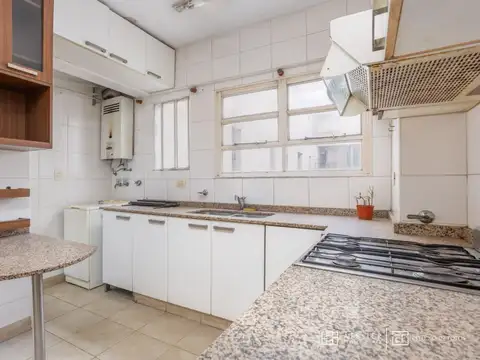 Departamento en Venta con 1 cocheras