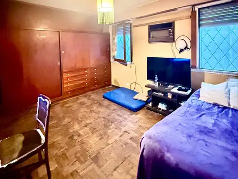 Depto Tipo Casa en Venta 60 años