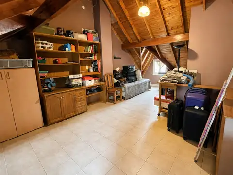 Casa 4 ambientes con 1 baño