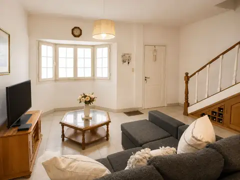 CASA TRIPEX EN VENTA ADROGUE VILLAGE 4 AMBIENTES