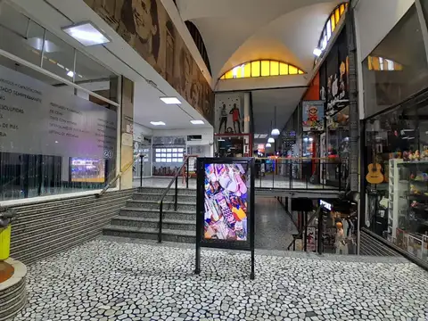 Local Zona Boedo en ALQUILER - Boedo 900-