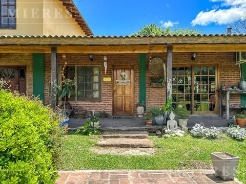 Casa en venta en Mermoz al 3000, Ing.Maschwitz