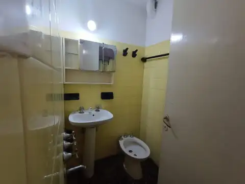 Depto Tipo Casa en Alquiler Temporal 40 años